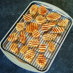 Bandeja para horno con rejilla Naturals® Collection de Nordic Ware