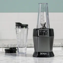 Batidora individual para smoothies Pro BN495 Ninja®