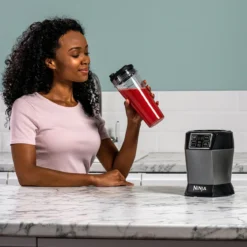 Batidora individual para smoothies Pro BN495 Ninja®