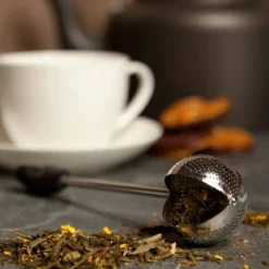 Bola giratoria para el té OXO