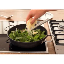 Cacerola baja tipo paellera antiadherente Adamant® Fissler