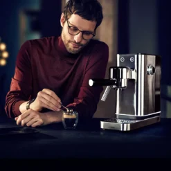 Cafetera espresso Lumero WMF