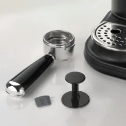 Cafetera Espresso Moderna con molinillo Ariete