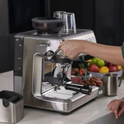 Cafetera Expresso manual con molinillo Barista Express Impress Sage