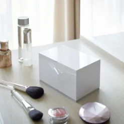 Caja de almacenamiento con tapa Yamazaki