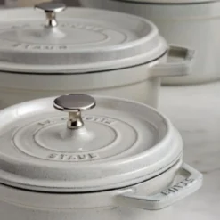 Cocotte de hierro fundido Staub