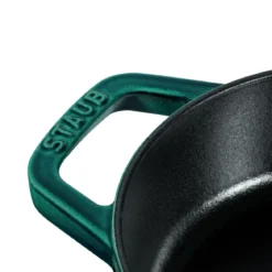 Fuente de horno ovalada de hierro fundido con tapa Staub