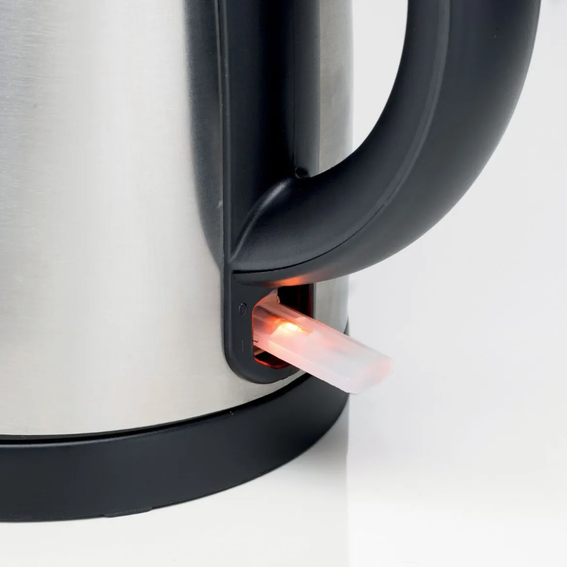 Hervidor de acero inoxidable Ariete