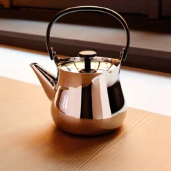 Hervidor de acero inoxidable Cha Alessi