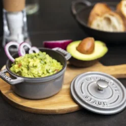 Mini cocotte de hierro fundido Staub