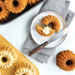 Molde aluminio Mini Anniversary Bundt dorado Nordic Ware