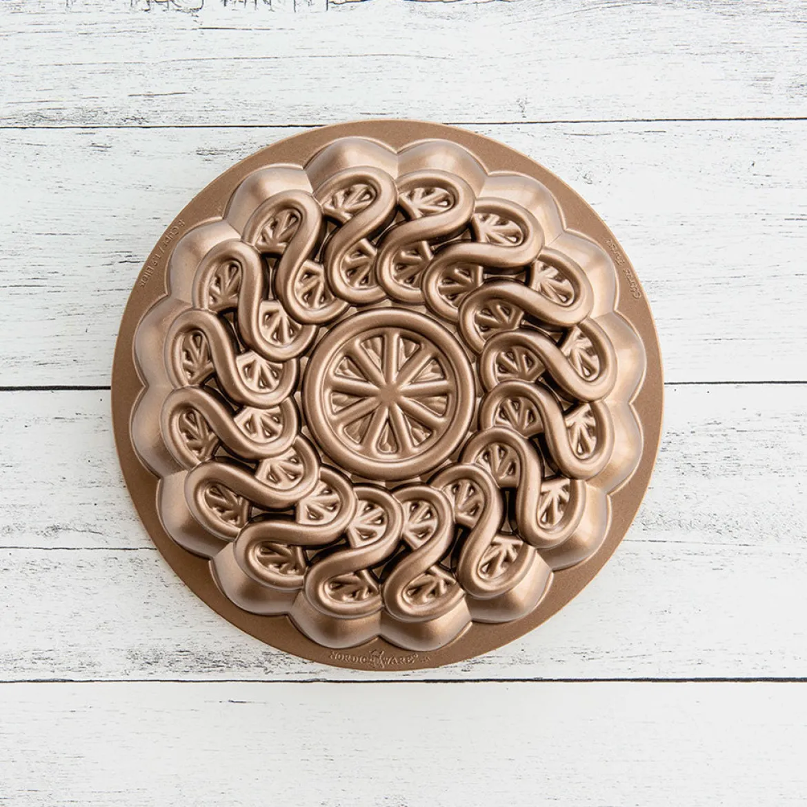Molde Citrus Twist Nordic Ware