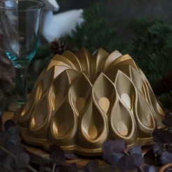 Molde de aluminio Crown Bundt Nordic Ware