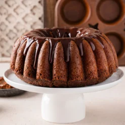Molde de aluminio Elegant Party Bundt Nordic Ware