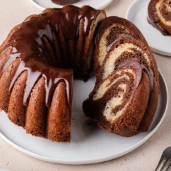 Molde de aluminio Elegant Party Bundt Nordic Ware