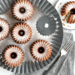Molde dorado brilliance Bundtlette Nordic Ware