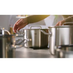 Olla de acero inoxidable con tapa Original-Profi Collection® Fissler