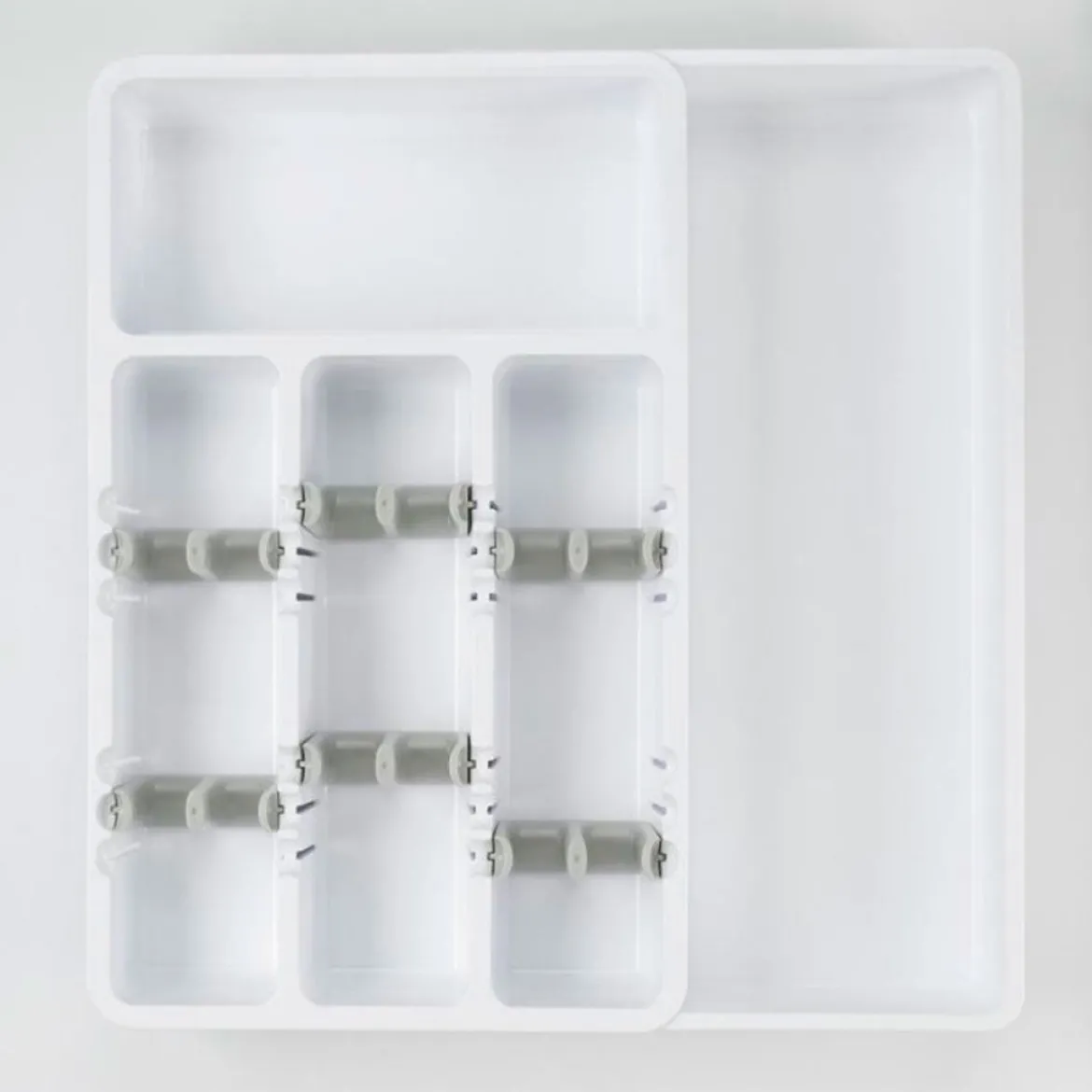 Organizador de cubiertos extensible OXO