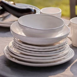 Plato postre irregular Artisan Collection de Laura Ashley