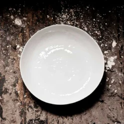 Platos de porcelana Bianca de Olsson & Jensen