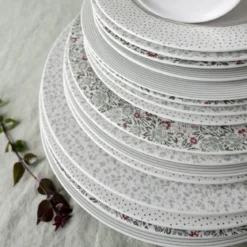 Platos de porcelana Wild Clematis Laura Ashley