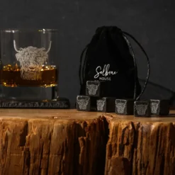 Set de 6 cubitos de piedra con funda Selbrae