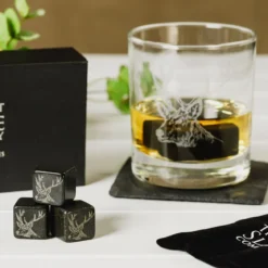 Set de 6 cubitos de piedra con funda Selbrae