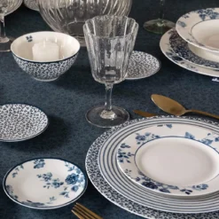 Set de mesa 12 piezas Breakfast de Laura Ashley