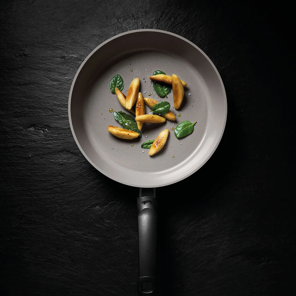 Set sartén Ceratal® Classic 28cm y sartén Pure 24cm Fissler