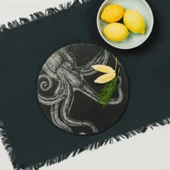 Tabla redonda de pizarra para quesos y aperitivos Selbrae