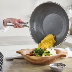 Wok cerámico de acero inoxidable tricapa con fondo de nido de abeja Apex GreenPan